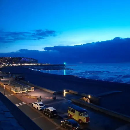 Charmante Plein Sud 50m De La - Balcon Vue Latérale Sur - équipée De La Fibre, Wifi, Internet Appartement *